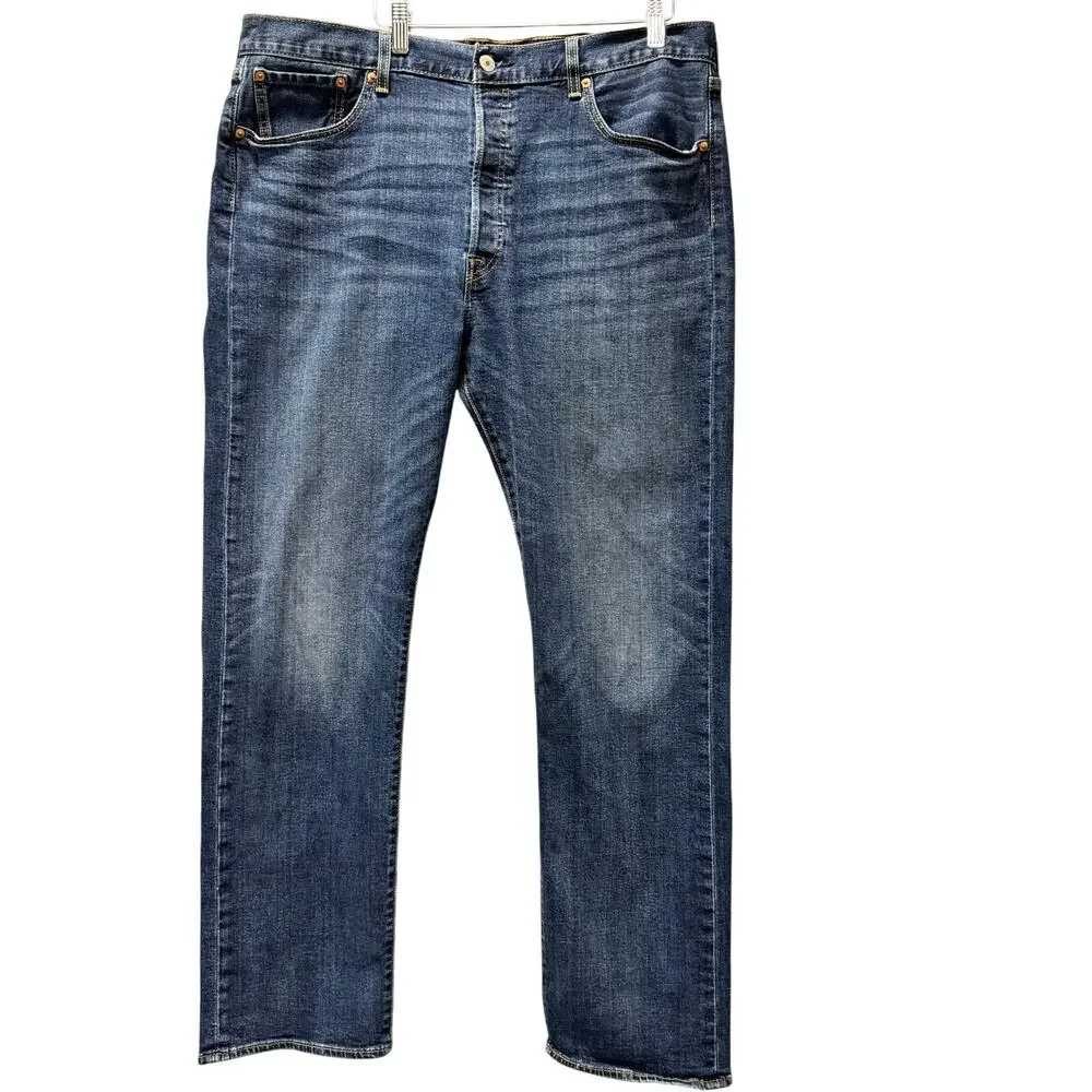 Levi's 501 Jeans Mens 38x34 (38x33 ACTUAL) Button Fly Blue Denim Straight‎ Fit